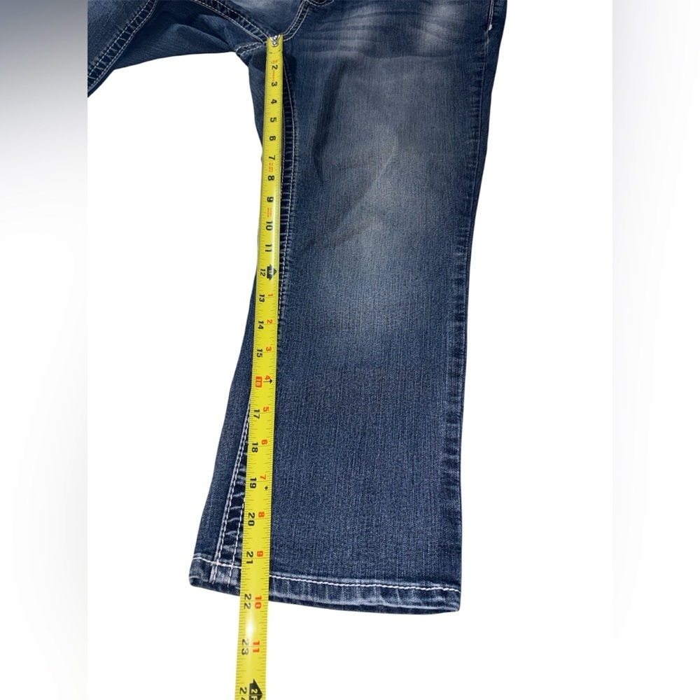 Love Indigo Premium Y2K Mid Rise Embellished Blue Capris Jeans Women’s Size 8 - Picture 6 of 10